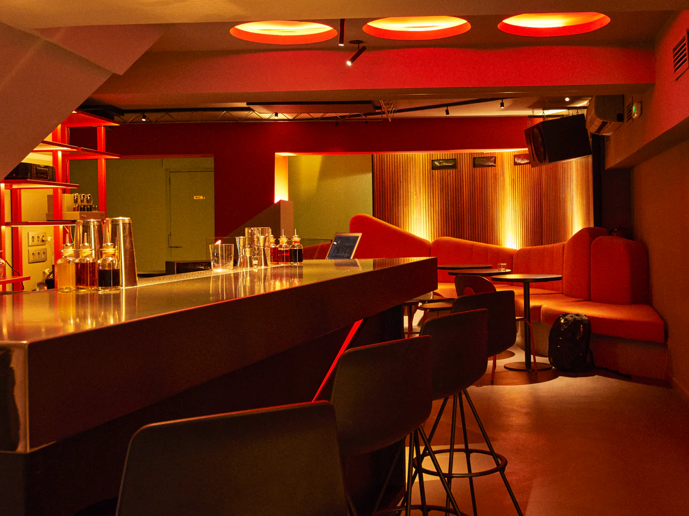 レストラン/バー